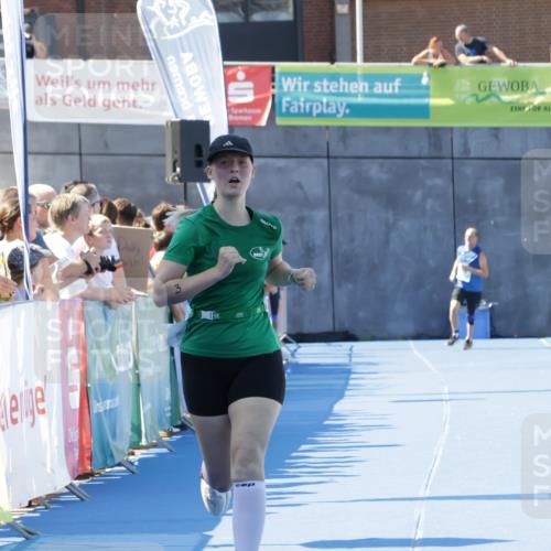 09.08.2026 - GEWOBA Citytriathlon Bremen Yannick Fuchs http://msf.ph/oto/9934467 09.08.2026 11:35:28 Ziel 3 meine-sportfotos.de