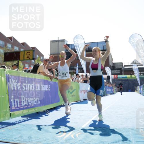 09.08.2026 - GEWOBA Citytriathlon Bremen Yannick Fuchs http://msf.ph/oto/9934480 09.08.2026 14:38:22 Ziel 653, 656, 1152 meine-sportfotos.de