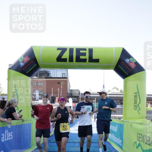 09.08.2026 - GEWOBA Citytriathlon Bremen Yannick Fuchs http://msf.ph/oto/9934506 09.08.2026 11:35:50 Ziel 123, 473 meine-sportfotos.de