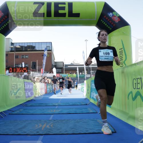 09.08.2026 - GEWOBA Citytriathlon Bremen Yannick Fuchs http://msf.ph/oto/9934652 09.08.2026 11:36:29 Ziel 139 meine-sportfotos.de