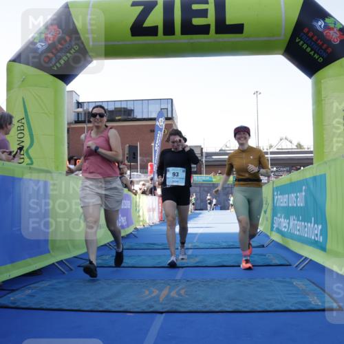 09.08.2026 - GEWOBA Citytriathlon Bremen Yannick Fuchs http://msf.ph/oto/9934696 09.08.2026 11:36:39 Ziel 93 meine-sportfotos.de