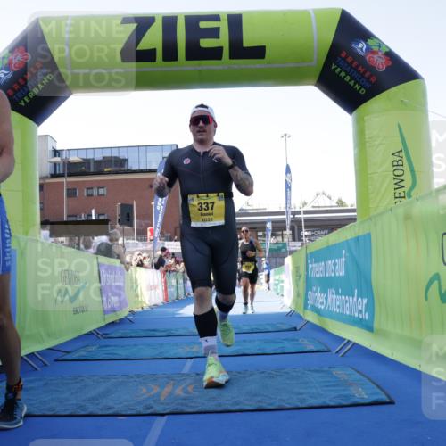 09.08.2026 - GEWOBA Citytriathlon Bremen Yannick Fuchs http://msf.ph/oto/9934782 09.08.2026 11:37:05 Ziel 337, 423, 492, 501 meine-sportfotos.de