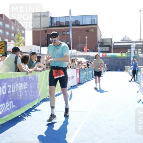 09.08.2026 - GEWOBA Citytriathlon Bremen Yannick Fuchs http://msf.ph/oto/9934846 09.08.2026 14:42:09 Ziel 603, 768, 918 meine-sportfotos.de