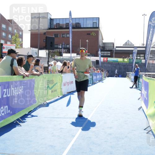 09.08.2026 - GEWOBA Citytriathlon Bremen Yannick Fuchs http://msf.ph/oto/9934854 09.08.2026 14:42:11 Ziel 603, 768, 918 meine-sportfotos.de