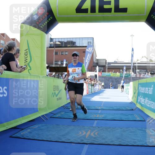 09.08.2026 - GEWOBA Citytriathlon Bremen Yannick Fuchs http://msf.ph/oto/9934861 09.08.2026 11:37:19 Ziel 27, 331, 510 meine-sportfotos.de
