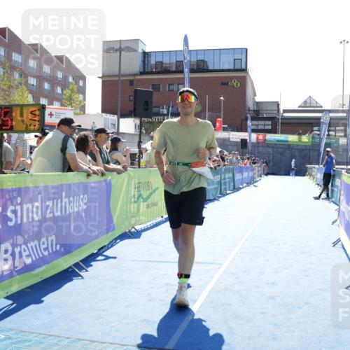 09.08.2026 - GEWOBA Citytriathlon Bremen Yannick Fuchs http://msf.ph/oto/9934864 09.08.2026 14:42:12 Ziel 603, 768, 918 meine-sportfotos.de