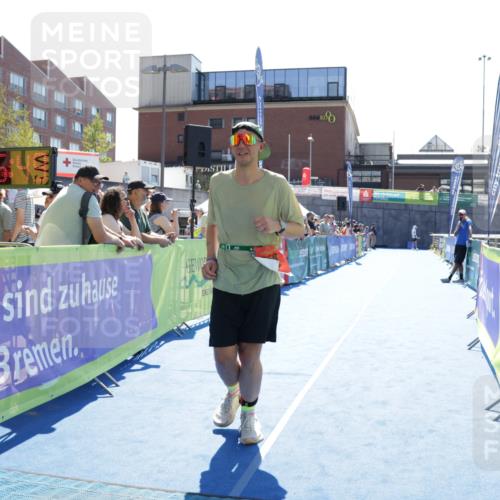 09.08.2026 - GEWOBA Citytriathlon Bremen Yannick Fuchs http://msf.ph/oto/9934866 09.08.2026 14:42:12 Ziel 603, 768, 918 meine-sportfotos.de