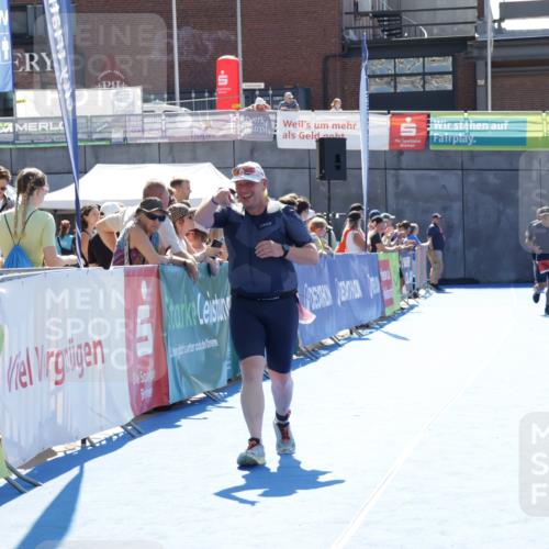 09.08.2026 - GEWOBA Citytriathlon Bremen Yannick Fuchs http://msf.ph/oto/9934880 09.08.2026 14:42:57 Ziel 838 meine-sportfotos.de