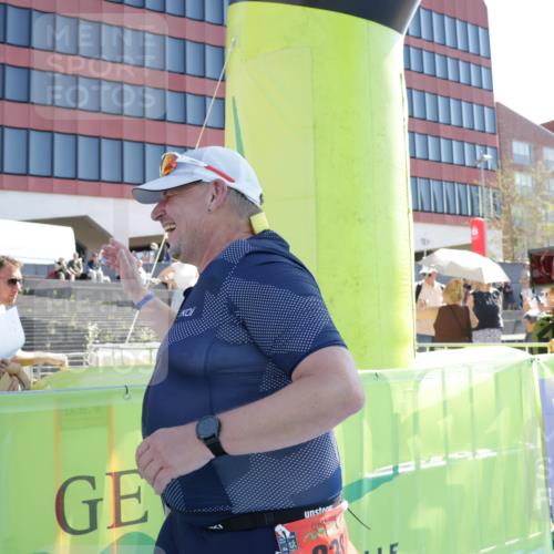 09.08.2026 - GEWOBA Citytriathlon Bremen Yannick Fuchs http://msf.ph/oto/9934889 09.08.2026 14:43:02 Ziel 673, 838 meine-sportfotos.de