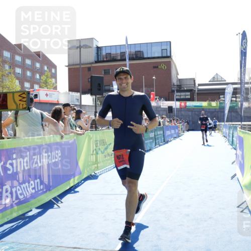 09.08.2026 - GEWOBA Citytriathlon Bremen Yannick Fuchs http://msf.ph/oto/9934904 09.08.2026 14:43:07 Ziel 673, 838 meine-sportfotos.de