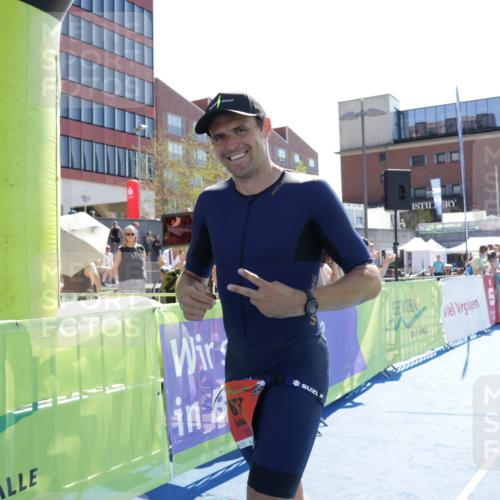 09.08.2026 - GEWOBA Citytriathlon Bremen Yannick Fuchs http://msf.ph/oto/9934911 09.08.2026 14:43:08 Ziel 625, 673 meine-sportfotos.de