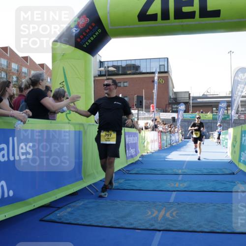 09.08.2026 - GEWOBA Citytriathlon Bremen Yannick Fuchs http://msf.ph/oto/9934960 09.08.2026 11:37:45 Ziel 91, 397, 488 meine-sportfotos.de