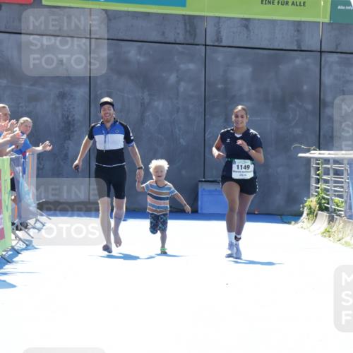 09.08.2026 - GEWOBA Citytriathlon Bremen Yannick Fuchs http://msf.ph/oto/9934973 09.08.2026 14:44:52 Ziel  meine-sportfotos.de