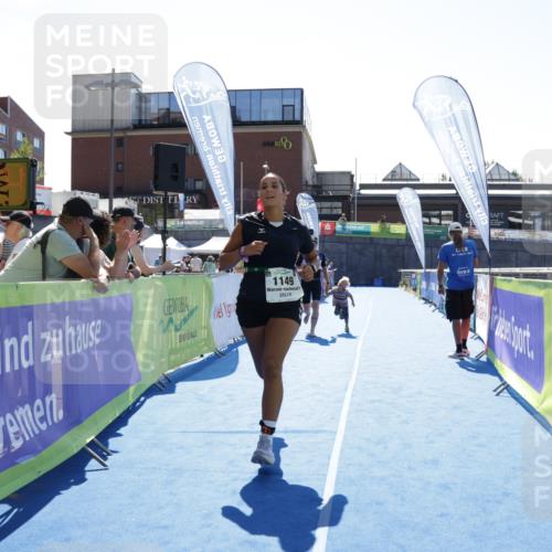 09.08.2026 - GEWOBA Citytriathlon Bremen Yannick Fuchs http://msf.ph/oto/9934989 09.08.2026 14:44:58 Ziel 1149 meine-sportfotos.de