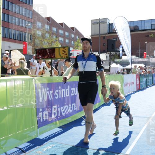 09.08.2026 - GEWOBA Citytriathlon Bremen Yannick Fuchs http://msf.ph/oto/9935009 09.08.2026 14:45:01 Ziel 1149 meine-sportfotos.de