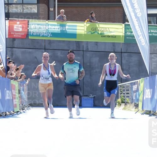 09.08.2026 - GEWOBA Citytriathlon Bremen Yannick Fuchs http://msf.ph/oto/9935020 09.08.2026 14:45:21 Ziel  meine-sportfotos.de