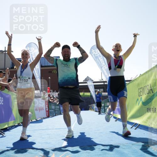 09.08.2026 - GEWOBA Citytriathlon Bremen Yannick Fuchs http://msf.ph/oto/9935042 09.08.2026 14:45:26 Ziel  meine-sportfotos.de