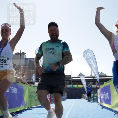 09.08.2026 - GEWOBA Citytriathlon Bremen Yannick Fuchs http://msf.ph/oto/9935047 09.08.2026 14:45:27 Ziel  meine-sportfotos.de