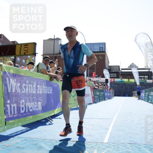 09.08.2026 - GEWOBA Citytriathlon Bremen Yannick Fuchs http://msf.ph/oto/9935056 09.08.2026 14:45:55 Ziel 870 meine-sportfotos.de