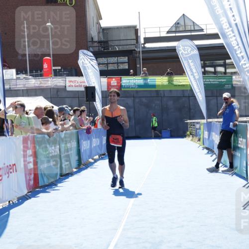 09.08.2026 - GEWOBA Citytriathlon Bremen Yannick Fuchs http://msf.ph/oto/9935065 09.08.2026 14:46:31 Ziel 546 meine-sportfotos.de