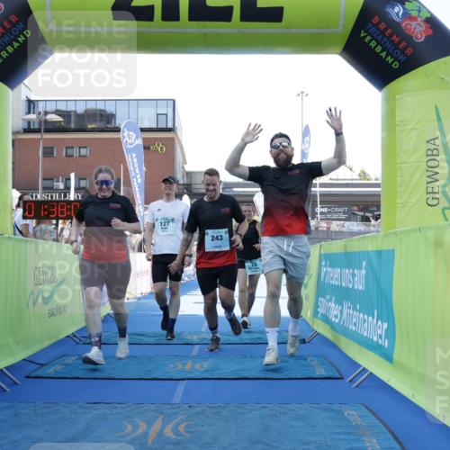 09.08.2026 - GEWOBA Citytriathlon Bremen Yannick Fuchs http://msf.ph/oto/9935068 09.08.2026 11:38:12 Ziel 75, 127, 243 meine-sportfotos.de