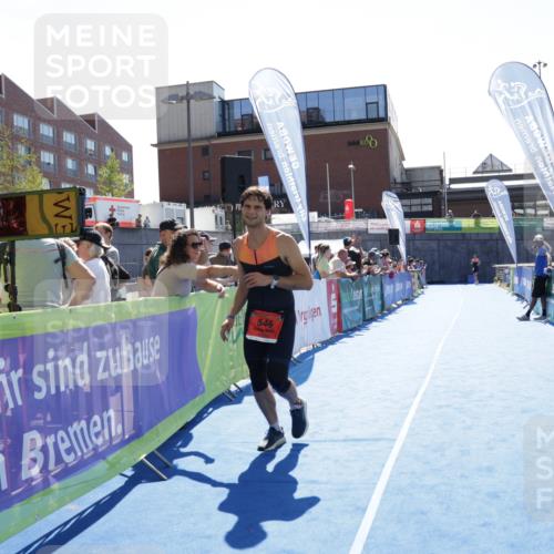 09.08.2026 - GEWOBA Citytriathlon Bremen Yannick Fuchs http://msf.ph/oto/9935071 09.08.2026 14:46:35 Ziel 546 meine-sportfotos.de