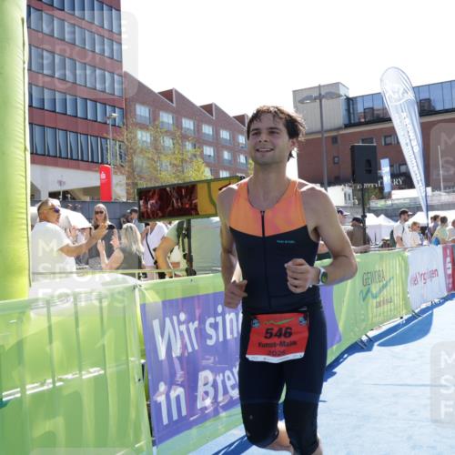 09.08.2026 - GEWOBA Citytriathlon Bremen Yannick Fuchs http://msf.ph/oto/9935080 09.08.2026 14:46:36 Ziel 546 meine-sportfotos.de