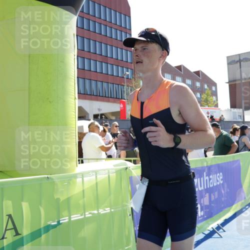 09.08.2026 - GEWOBA Citytriathlon Bremen Yannick Fuchs http://msf.ph/oto/9935116 09.08.2026 14:46:50 Ziel 605 meine-sportfotos.de