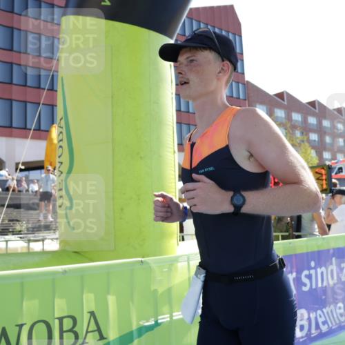 09.08.2026 - GEWOBA Citytriathlon Bremen Yannick Fuchs http://msf.ph/oto/9935118 09.08.2026 14:46:51 Ziel 605 meine-sportfotos.de