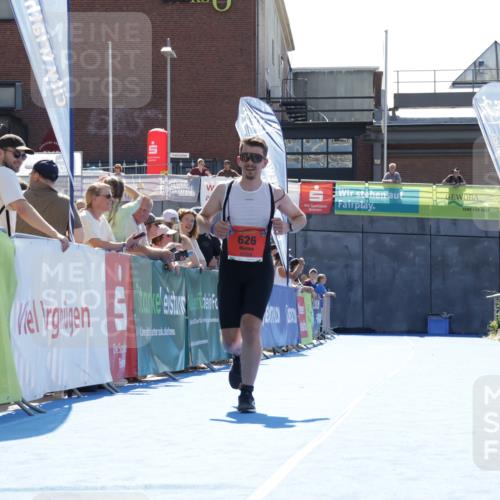 09.08.2026 - GEWOBA Citytriathlon Bremen Yannick Fuchs http://msf.ph/oto/9935133 09.08.2026 14:47:07 Ziel 626 meine-sportfotos.de