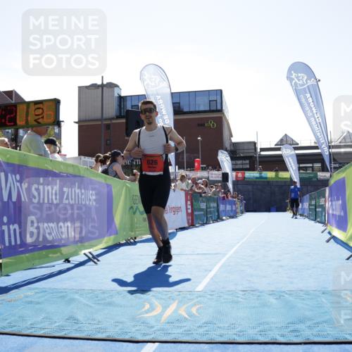 09.08.2026 - GEWOBA Citytriathlon Bremen Yannick Fuchs http://msf.ph/oto/9935138 09.08.2026 14:47:09 Ziel 626 meine-sportfotos.de