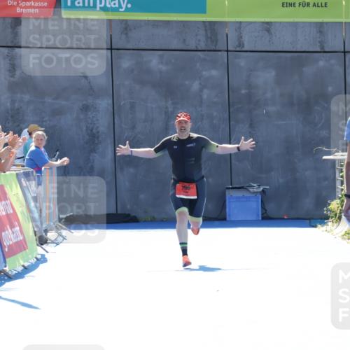09.08.2026 - GEWOBA Citytriathlon Bremen Yannick Fuchs http://msf.ph/oto/9935148 09.08.2026 14:47:50 Ziel  meine-sportfotos.de