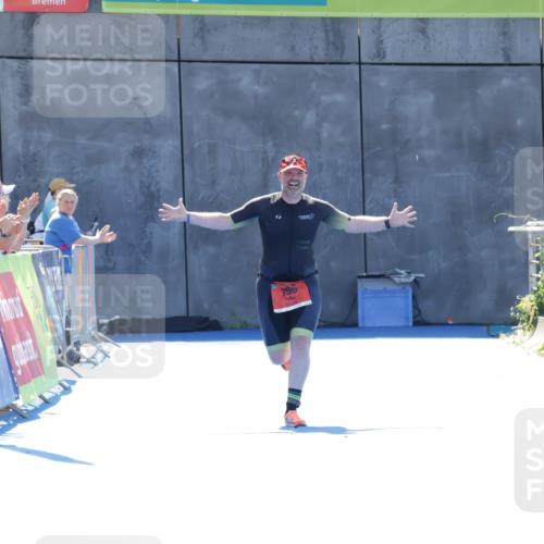 09.08.2026 - GEWOBA Citytriathlon Bremen Yannick Fuchs http://msf.ph/oto/9935152 09.08.2026 14:47:51 Ziel 796 meine-sportfotos.de