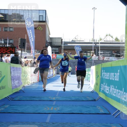 09.08.2026 - GEWOBA Citytriathlon Bremen Yannick Fuchs http://msf.ph/oto/9935158 09.08.2026 11:38:28 Ziel 61 meine-sportfotos.de