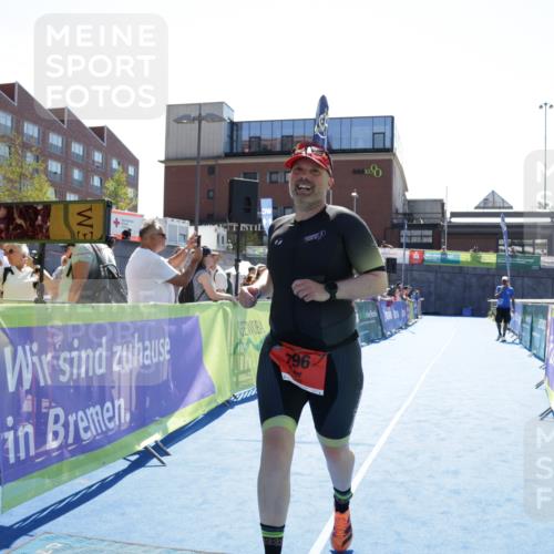 09.08.2026 - GEWOBA Citytriathlon Bremen Yannick Fuchs http://msf.ph/oto/9935172 09.08.2026 14:47:57 Ziel 796 meine-sportfotos.de