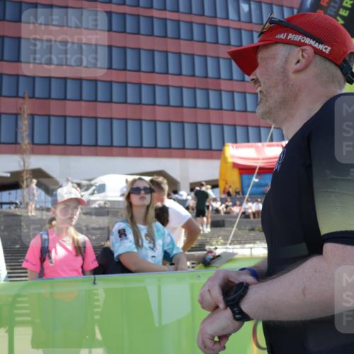 09.08.2026 - GEWOBA Citytriathlon Bremen Yannick Fuchs http://msf.ph/oto/9935181 09.08.2026 14:47:57 Ziel 796 meine-sportfotos.de