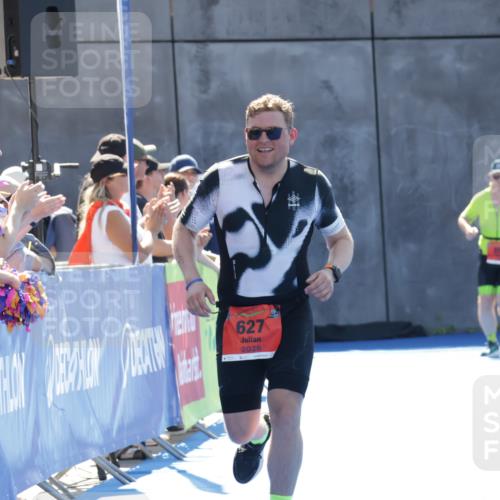 09.08.2026 - GEWOBA Citytriathlon Bremen Yannick Fuchs http://msf.ph/oto/9935184 09.08.2026 14:48:23 Ziel 627 meine-sportfotos.de