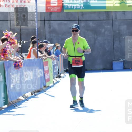 09.08.2026 - GEWOBA Citytriathlon Bremen Yannick Fuchs http://msf.ph/oto/9935212 09.08.2026 14:48:32 Ziel 627, 856 meine-sportfotos.de