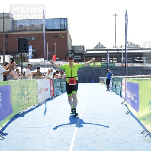 09.08.2026 - GEWOBA Citytriathlon Bremen Yannick Fuchs http://msf.ph/oto/9935228 09.08.2026 14:48:35 Ziel 856 meine-sportfotos.de