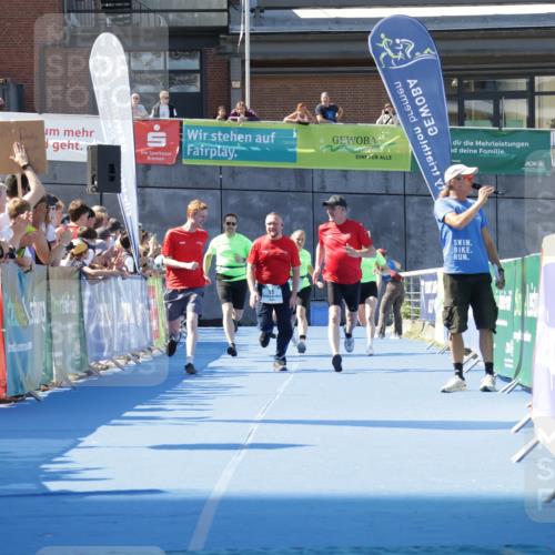 09.08.2026 - GEWOBA Citytriathlon Bremen Yannick Fuchs http://msf.ph/oto/9935234 09.08.2026 11:38:50 Ziel 17, 55 meine-sportfotos.de