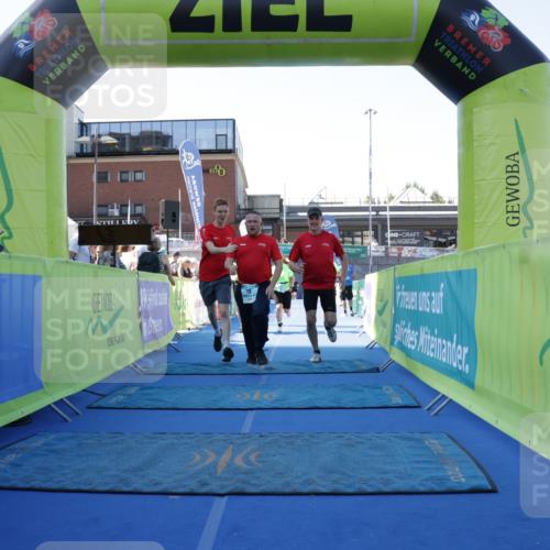 09.08.2026 - GEWOBA Citytriathlon Bremen Yannick Fuchs http://msf.ph/oto/9935269 09.08.2026 11:38:54 Ziel 17, 55 meine-sportfotos.de