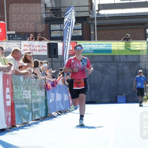 09.08.2026 - GEWOBA Citytriathlon Bremen Yannick Fuchs http://msf.ph/oto/9935333 09.08.2026 14:49:34 Ziel 969 meine-sportfotos.de