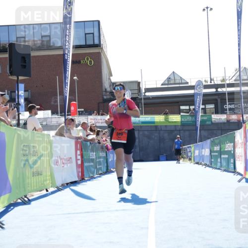 09.08.2026 - GEWOBA Citytriathlon Bremen Yannick Fuchs http://msf.ph/oto/9935342 09.08.2026 14:49:36 Ziel 969 meine-sportfotos.de