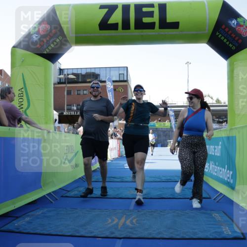 09.08.2026 - GEWOBA Citytriathlon Bremen Yannick Fuchs http://msf.ph/oto/9935351 09.08.2026 11:39:04 Ziel 143 meine-sportfotos.de