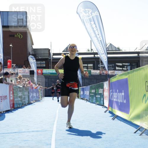 09.08.2026 - GEWOBA Citytriathlon Bremen Yannick Fuchs http://msf.ph/oto/9935388 09.08.2026 14:50:39 Ziel 899, 922, 964 meine-sportfotos.de