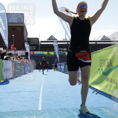 09.08.2026 - GEWOBA Citytriathlon Bremen Yannick Fuchs http://msf.ph/oto/9935395 09.08.2026 14:50:39 Ziel 899, 922, 964 meine-sportfotos.de