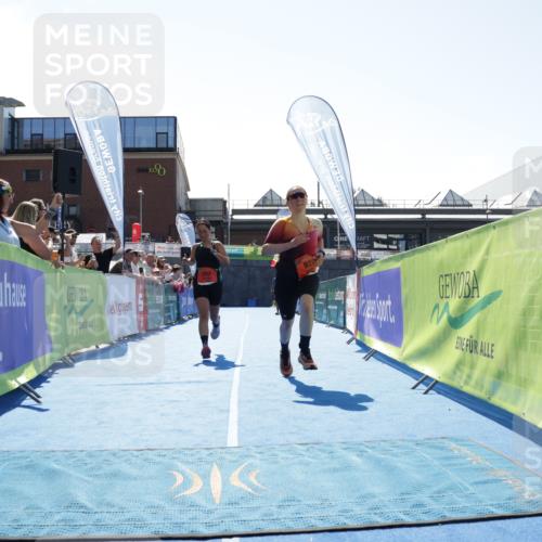 09.08.2026 - GEWOBA Citytriathlon Bremen Yannick Fuchs http://msf.ph/oto/9935421 09.08.2026 14:50:44 Ziel 899, 922, 962, 964 meine-sportfotos.de