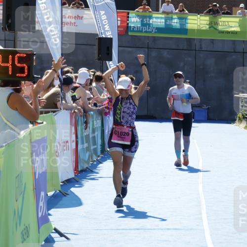 09.08.2026 - GEWOBA Citytriathlon Bremen Yannick Fuchs http://msf.ph/oto/9935453 09.08.2026 14:51:08 Ziel 554, 1020, 1020 meine-sportfotos.de