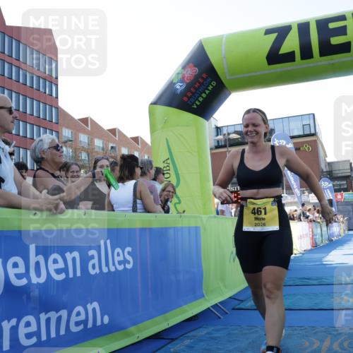 09.08.2026 - GEWOBA Citytriathlon Bremen Yannick Fuchs http://msf.ph/oto/9935457 09.08.2026 11:39:32 Ziel 461 meine-sportfotos.de