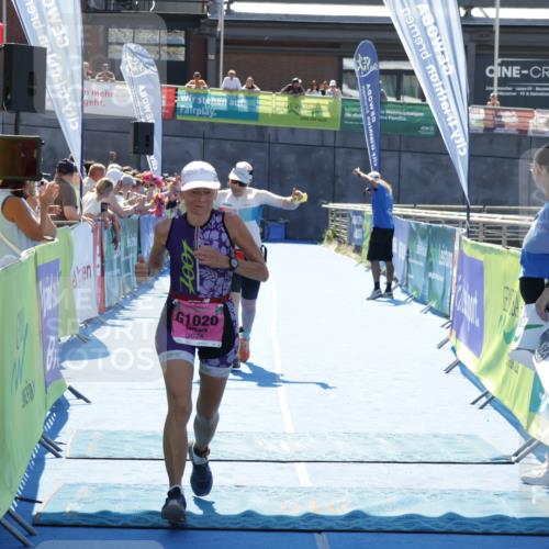 09.08.2026 - GEWOBA Citytriathlon Bremen Yannick Fuchs http://msf.ph/oto/9935468 09.08.2026 14:51:11 Ziel 554, 1020, 1020 meine-sportfotos.de